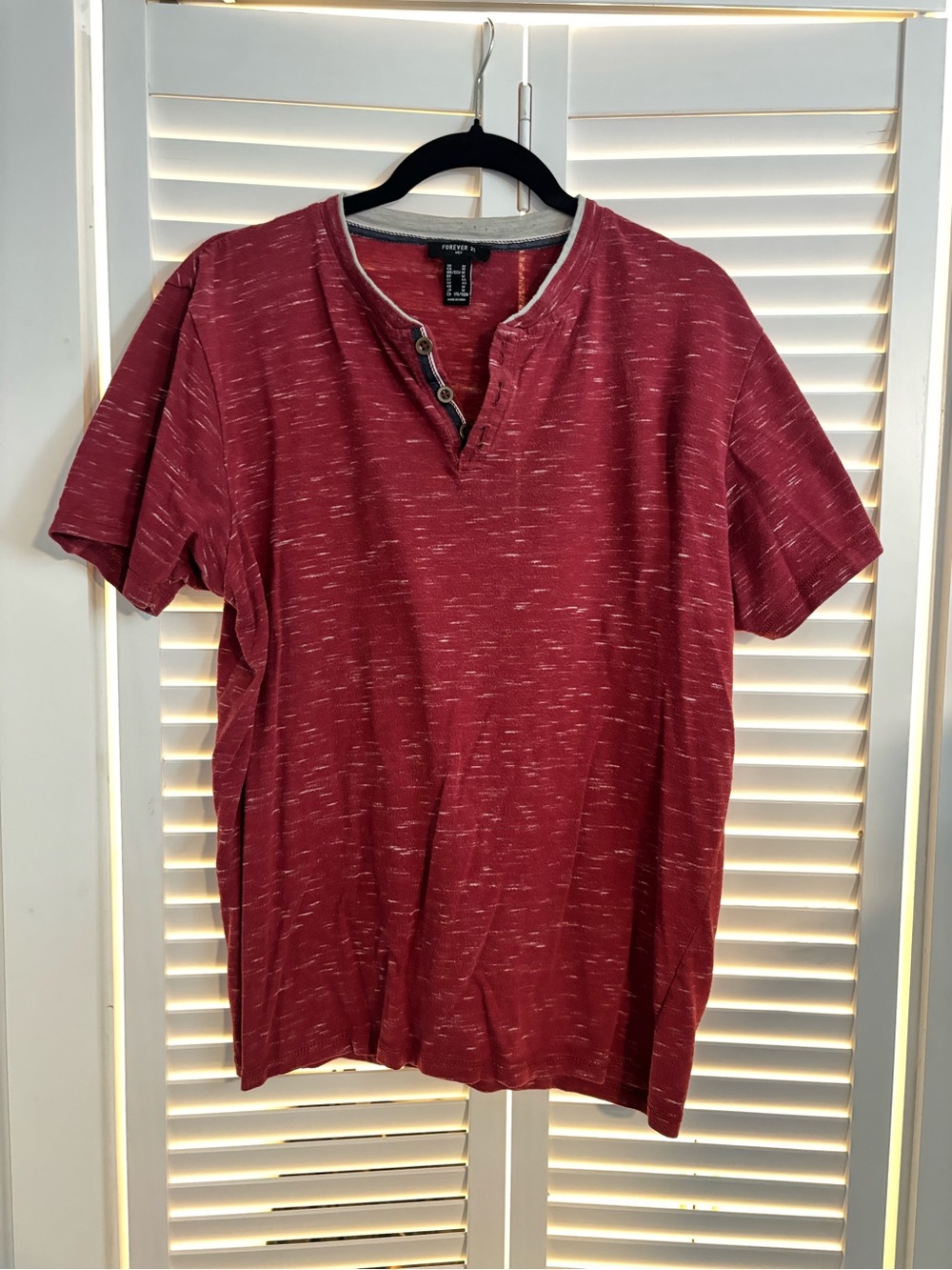 Forever 21 Men's Red Heather Short Sleeve Henley Tee